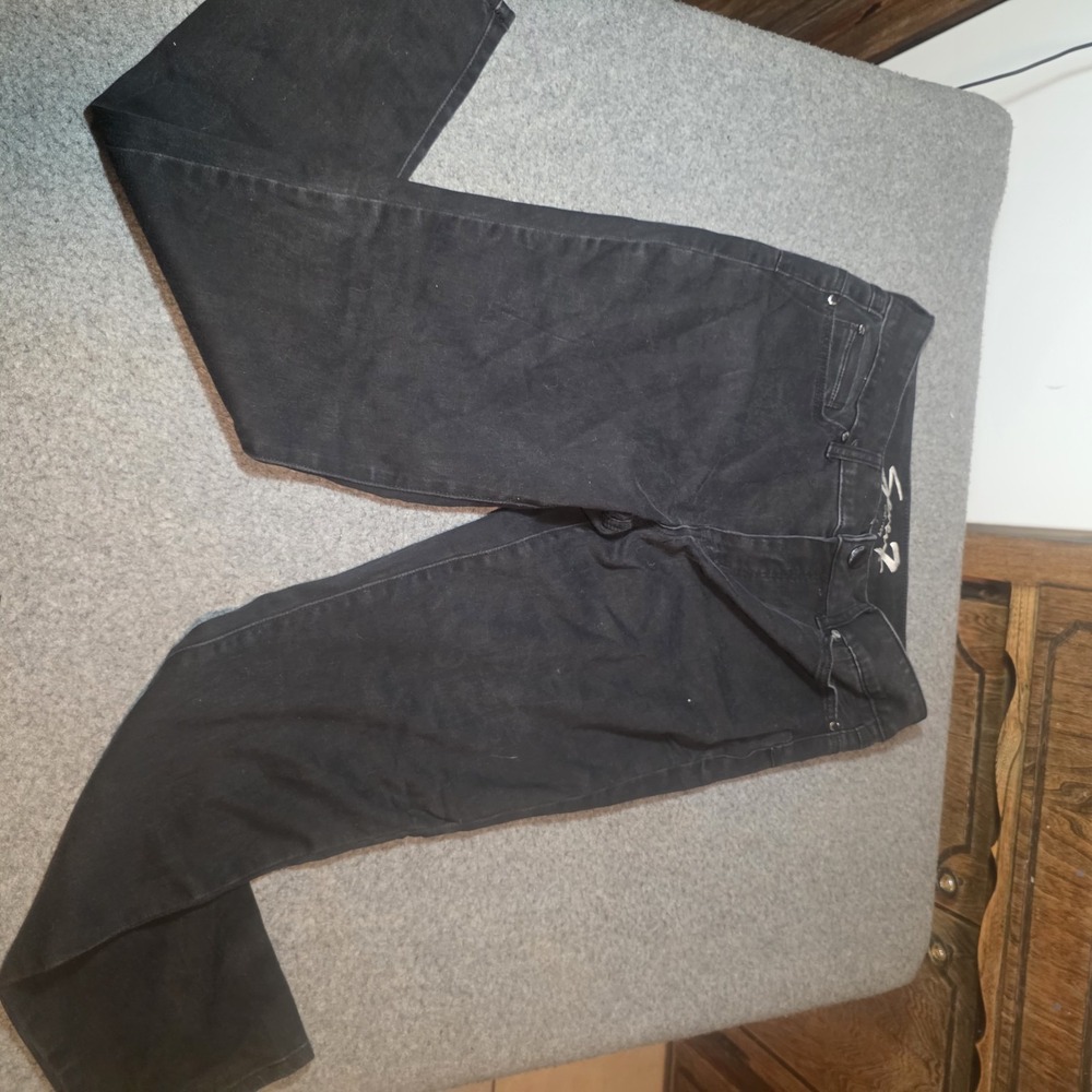 Seven7 Est. 1964 women's high-rise skinny black denim jeans in a size 10. L2
